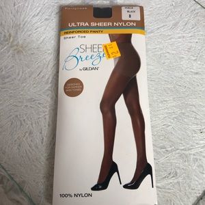 Gildan 1980 Sheer Breeze Black Pantyhose Sz B